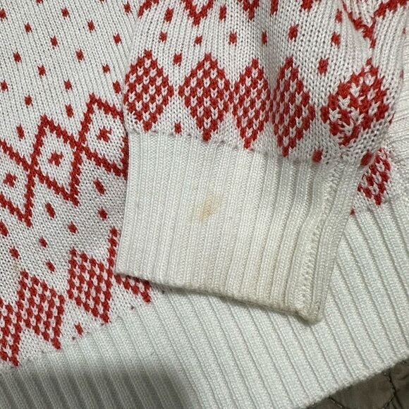 Tipsyelves sweater size S      A520 - Picture 5 of 5